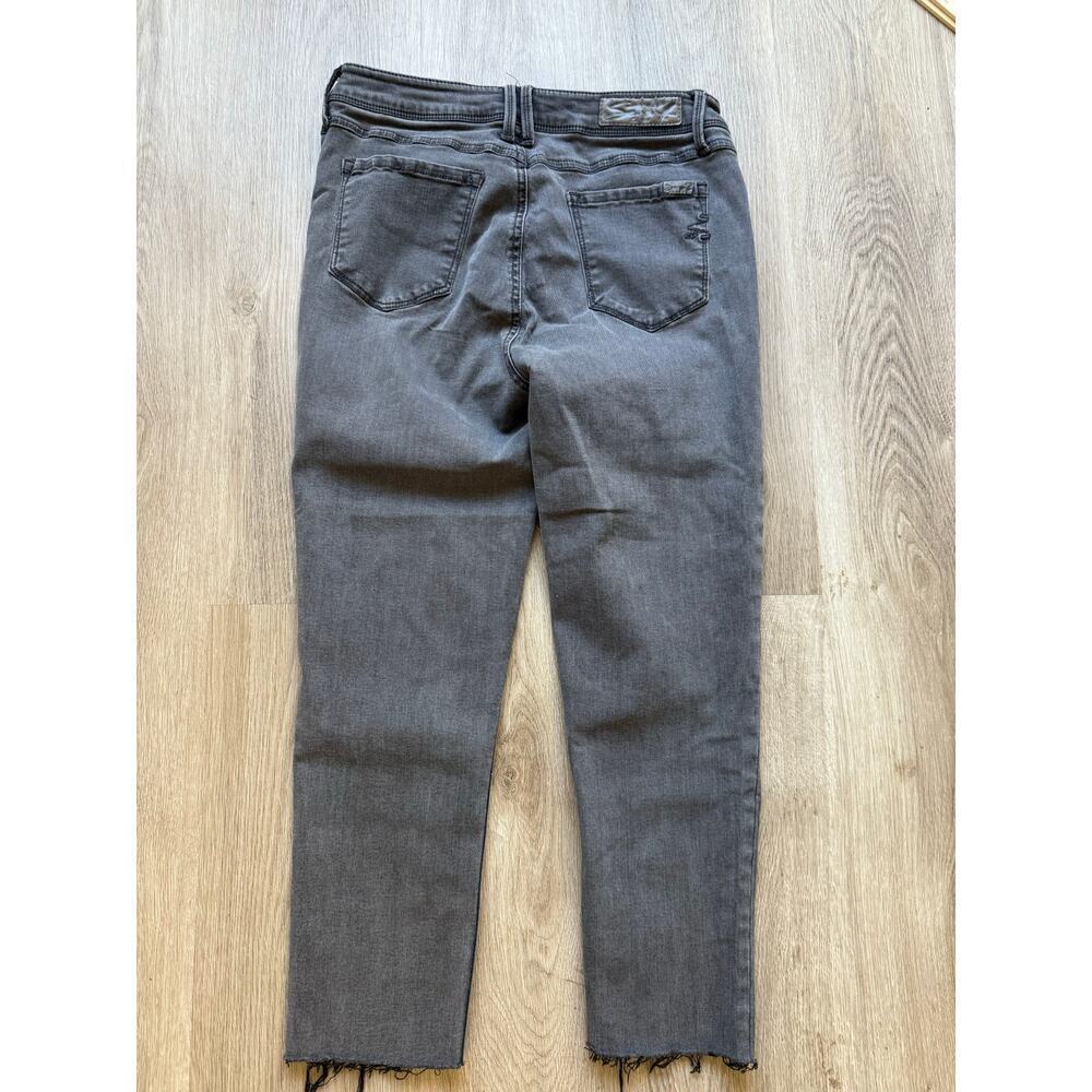 Seven7 Jeans, star embellishment, raw hem, women's size 10, Skinny - Picture 6 of 7